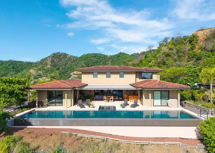 Oceanview In Mar Vista, Infinity Pool Villa