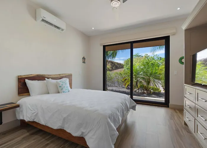 Villa Oceanview In Mar Vista, Infinity Pool *